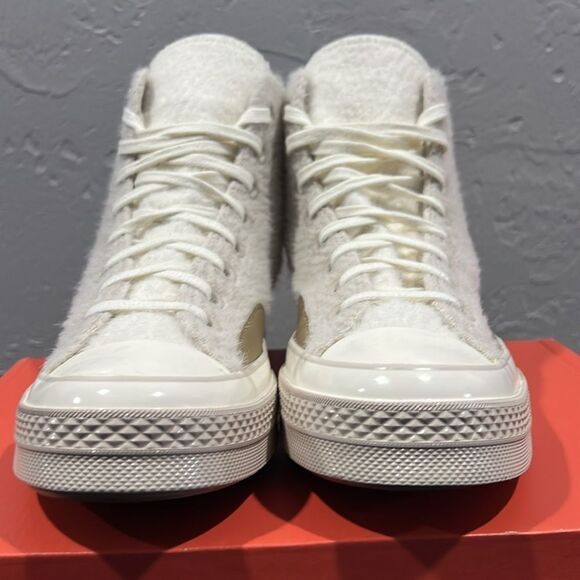 🔥 CONVERSE  Chuck 70 Cozy Utility Sneakers Desert Sand Women Sz 9.5 - Worn Once - Picture 6 of 14